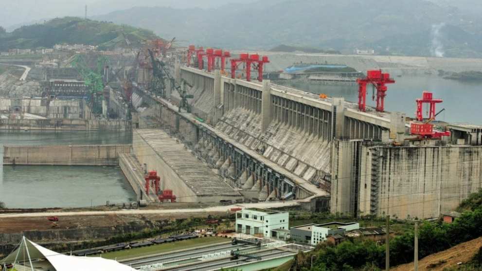 Three Gorges Dam - Zapdos