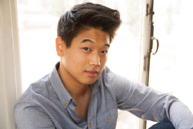 Ki Hong Lee