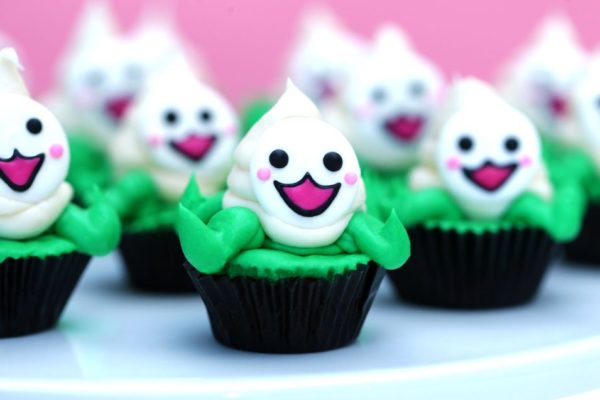 Overwatch Pachimari Cupcakes