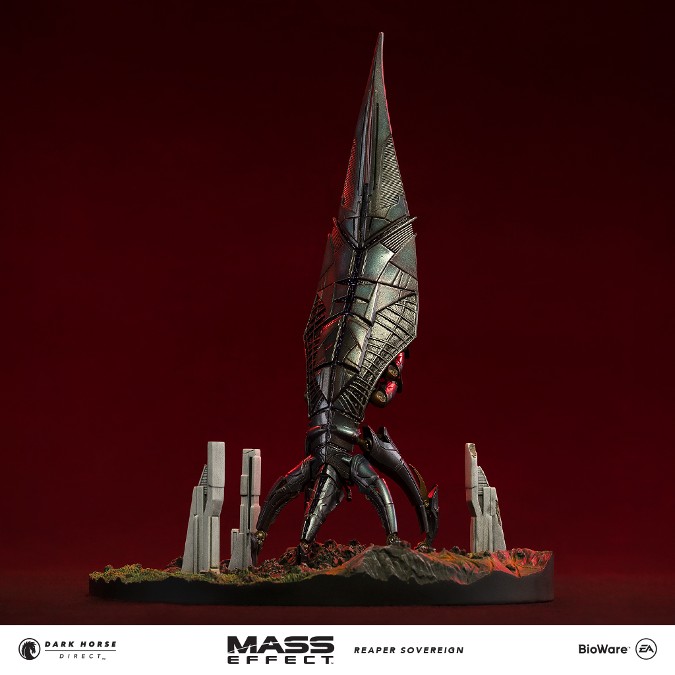 Mass Effect Reaper Sovereign Statue