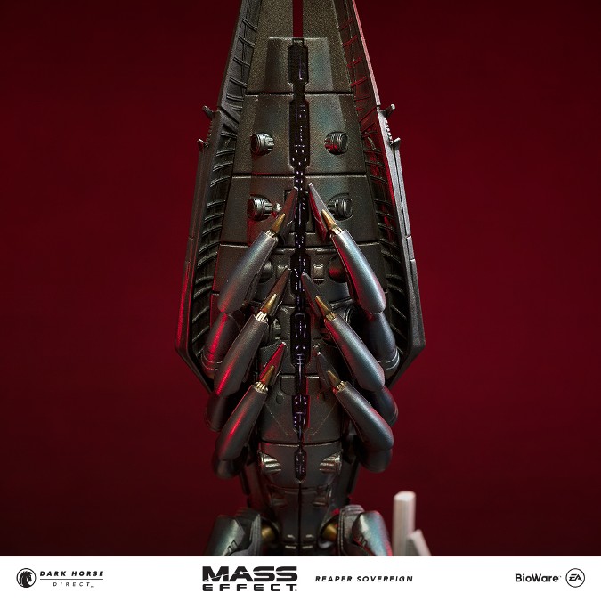 Mass Effect Reaper Sovereign Statue