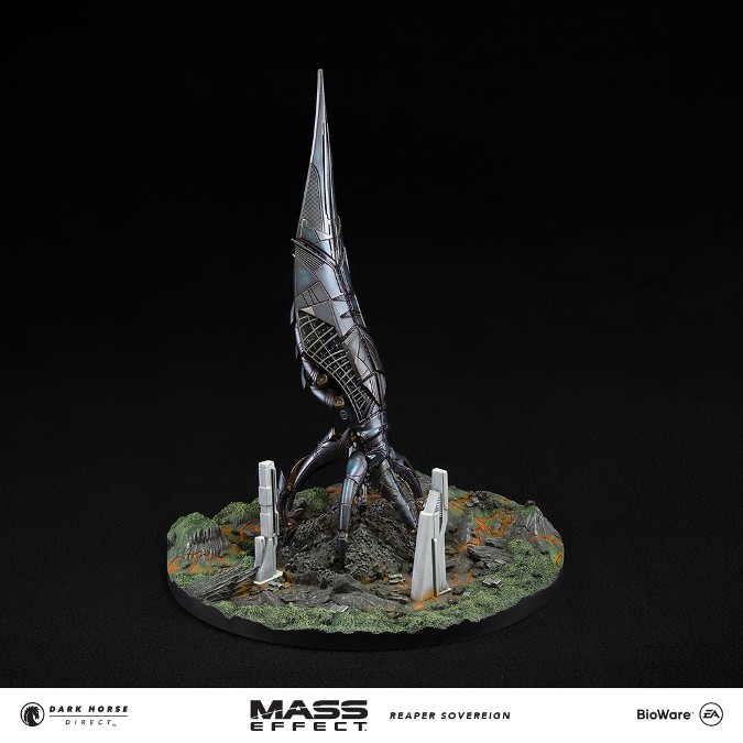 Mass Effect Reaper Sovereign Statue