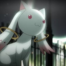 Kyubey looking magestic with moon in the background