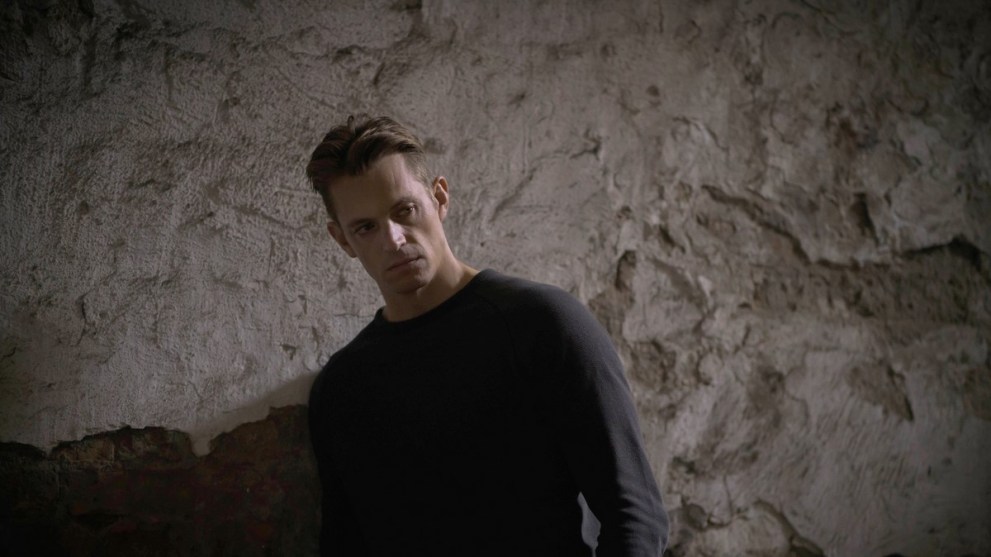 Joel Kinnaman in Hanna (2019)