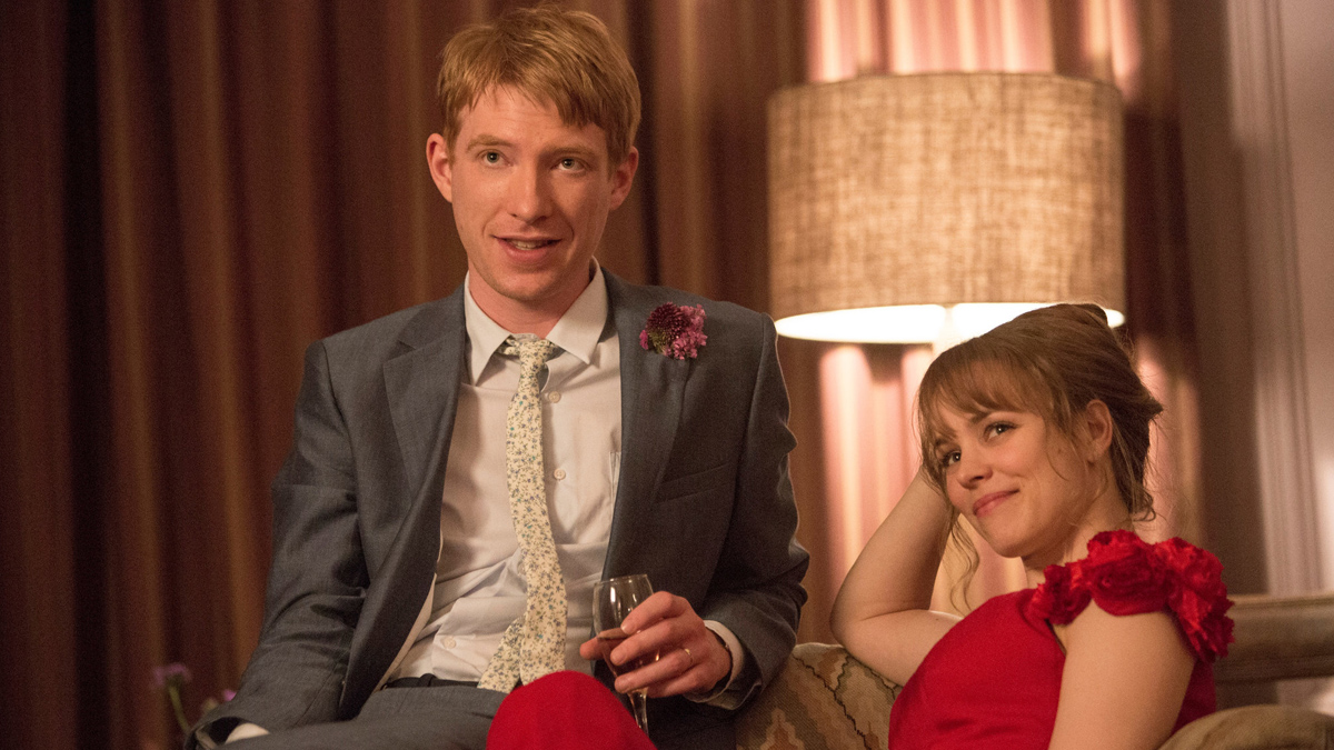 Domhnall Gleeson and Rachel McAdams in About Time