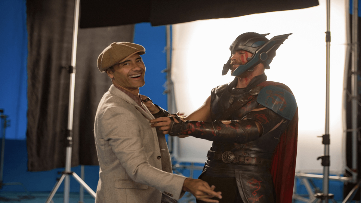 Taika Waititi directing Chris Hemsworth in Thor: Ragnarok